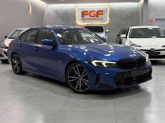 BMW 330e 2.0 16V TURBO HÍBRIDO M SPORT AUTOMÁTICO BMW 330e 2.0 16V TURBO HÍBRIDO M SPORT AUTOMÁTICO